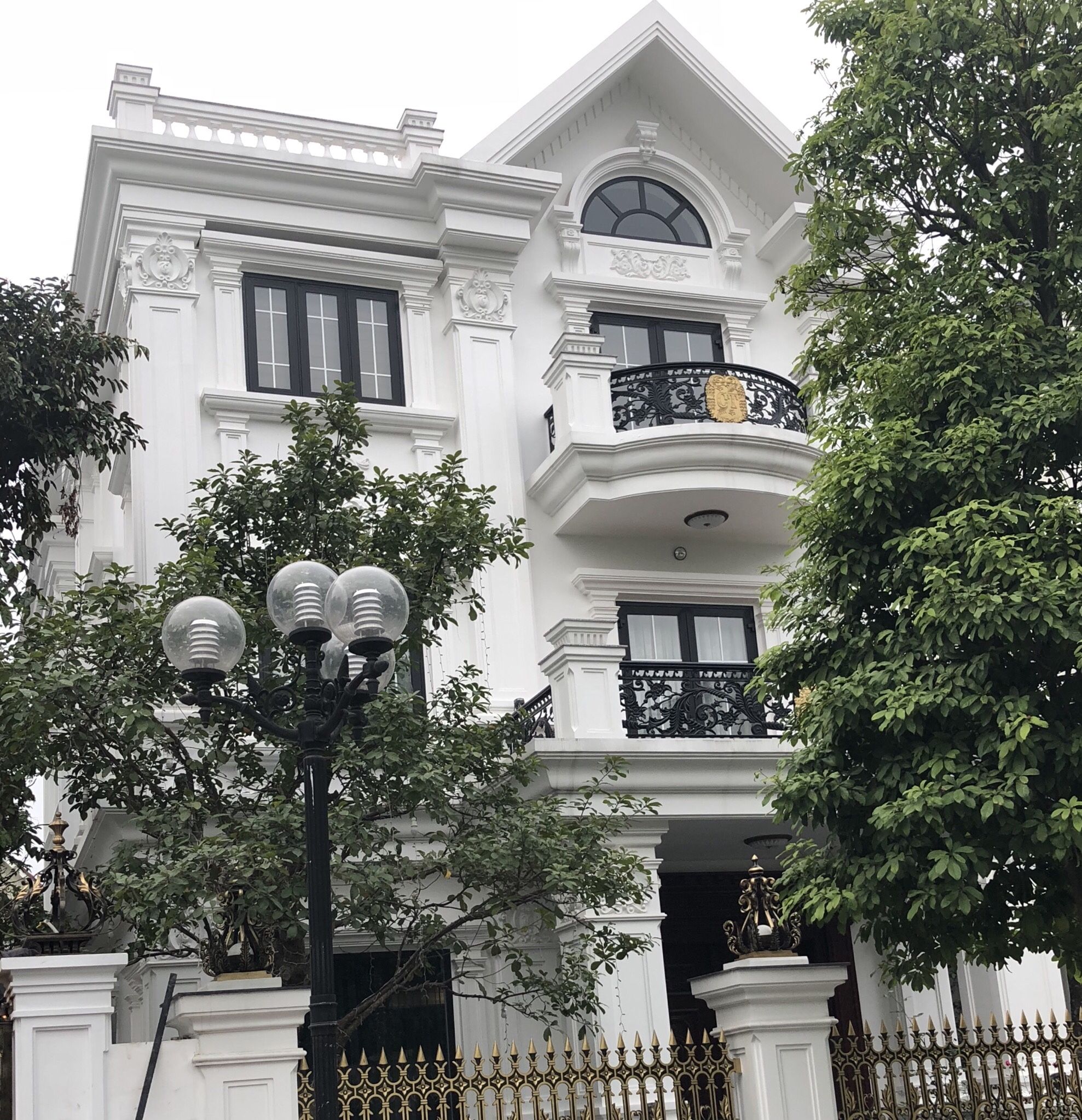 Cần bán biệt thự sang trọng tại Hoa Phượng Vinhomes Riverside, quận Long Biên